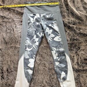 Athleta Gray and White Floral Leggings